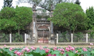 Cổ tự ngàn năm in bóng dấu tích vua Chiêm Thành xưa