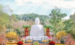 Công đức lạy thánh tượng