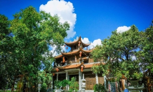 Ngôi chùa cổ hàng trăm năm tuổi bên dòng Kỳ Cùng