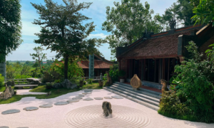 Người ngoại đạo có thể vào chùa tịnh tâm?