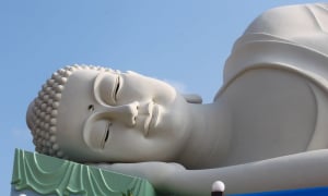 Giữ gìn Tam nghiệp thuần thiện, niệm Phật dễ nhất tâm