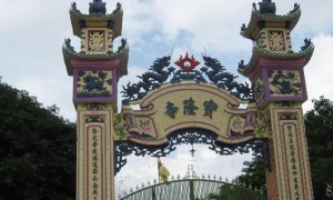 Thăm chùa cổ Bửu Long ở vùng nông thôn Nam Trung Bộ